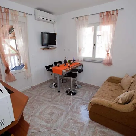 In 14035 Appartamento